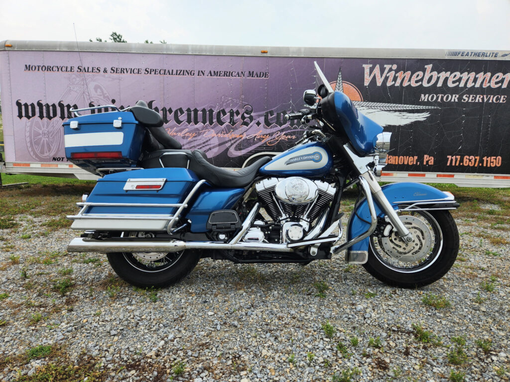2005 Harley-Davidson® FLHTC/I Electra Glide® Classic – $5900