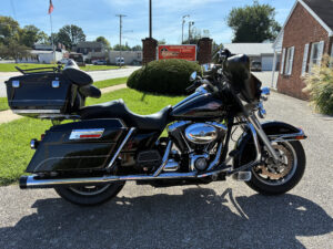 2008 Harley-Davidson® FLHTCU/I Ultra Classic® Electra Glide® – $7900