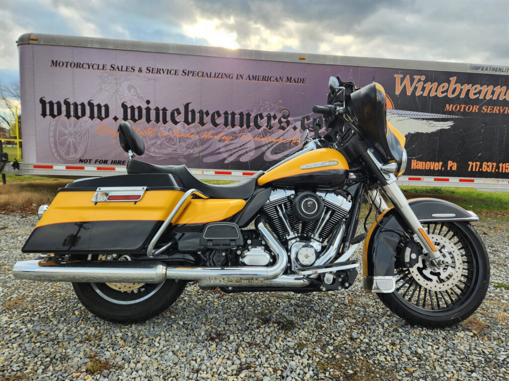 2013 Harley-Davidson® FLHTK Electra Glide® Ultra® Limited – $14400