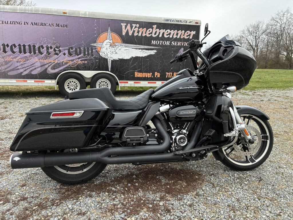 2017 Harley-Davidson® FLTRU Road Glide® Ultra – $15500